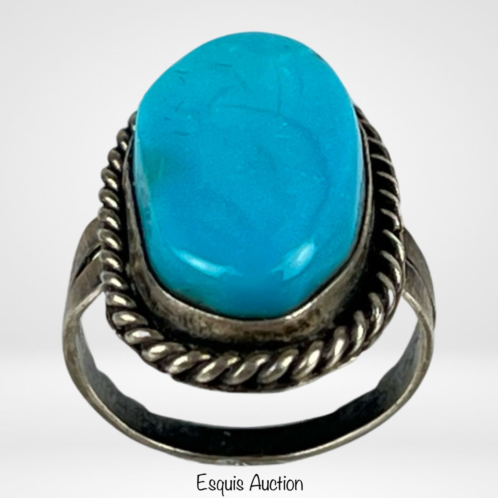 Navajo Sterling Sleeping Beauty Turquoise Ring (1 of 4)