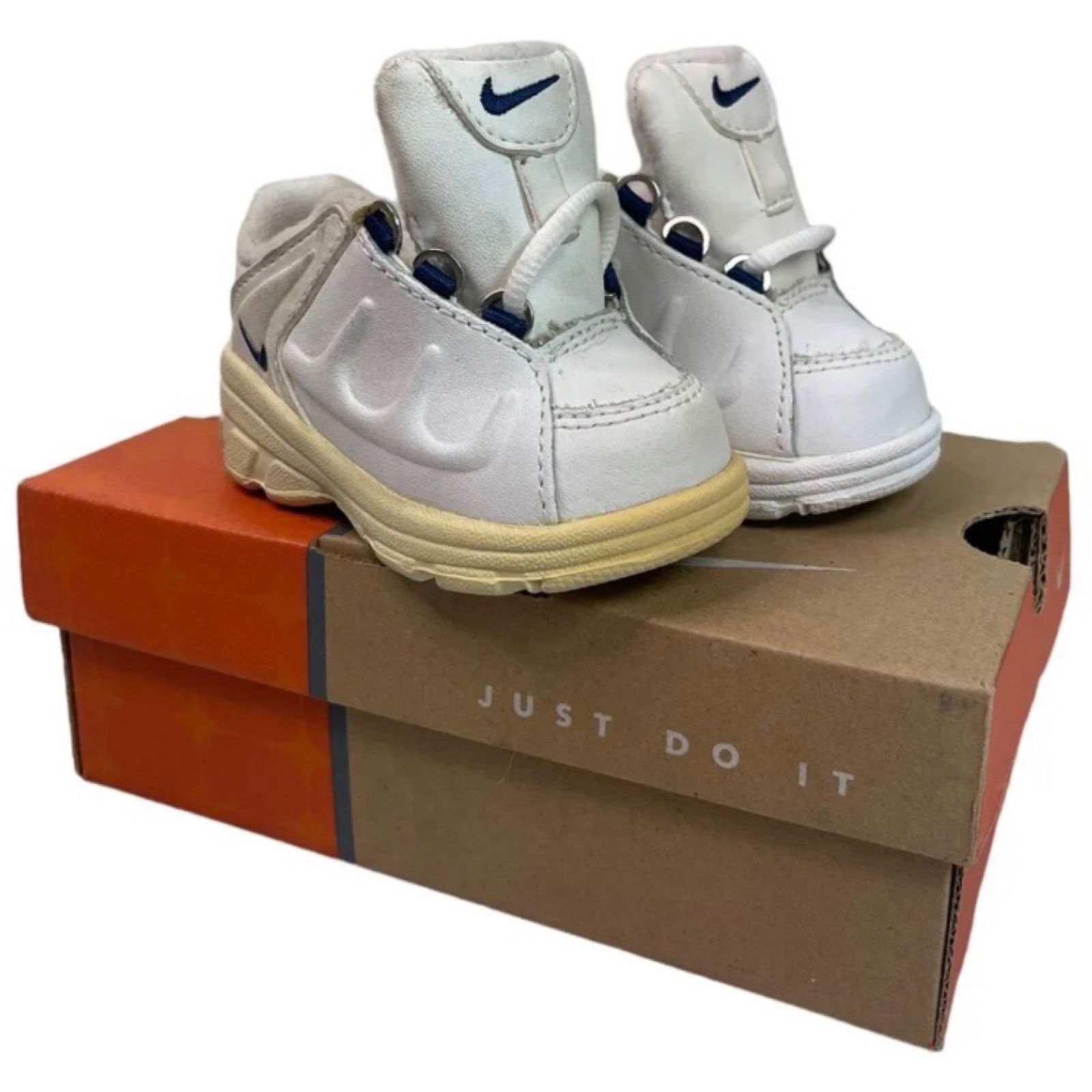 Vintage nike toddler shoes Size 2 C With Box (1 of 8)