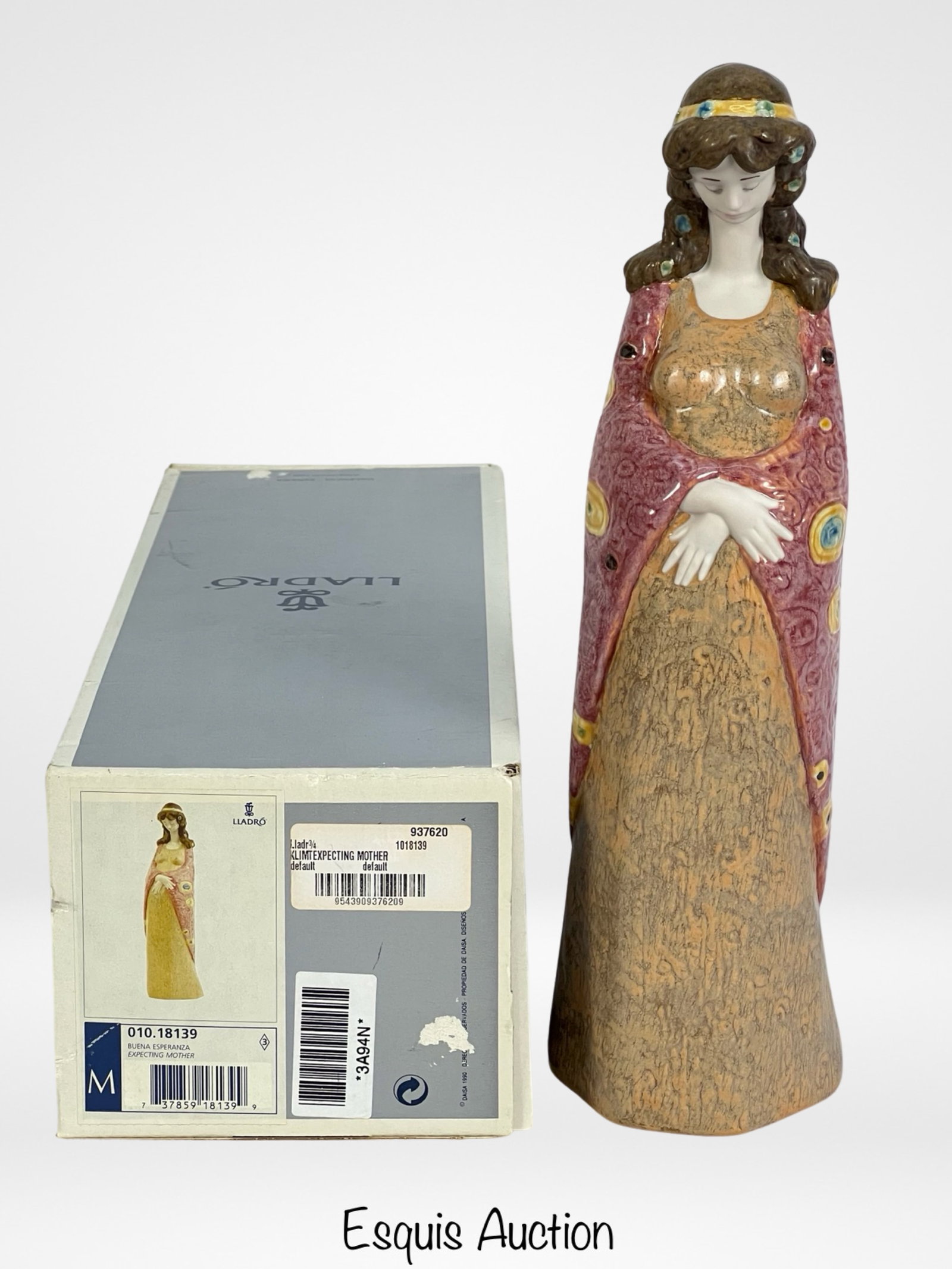Lladro -Gustav Klimt- Expexting Mother Figurine: Lladro "Expecting Mother" Gustav Klimt Porcelain Figurine (8139) stands gracefully at 12 inches tall. This exquisite piece pays homage to the iconic artistry of Gustav Klimt, capturing the essence of 