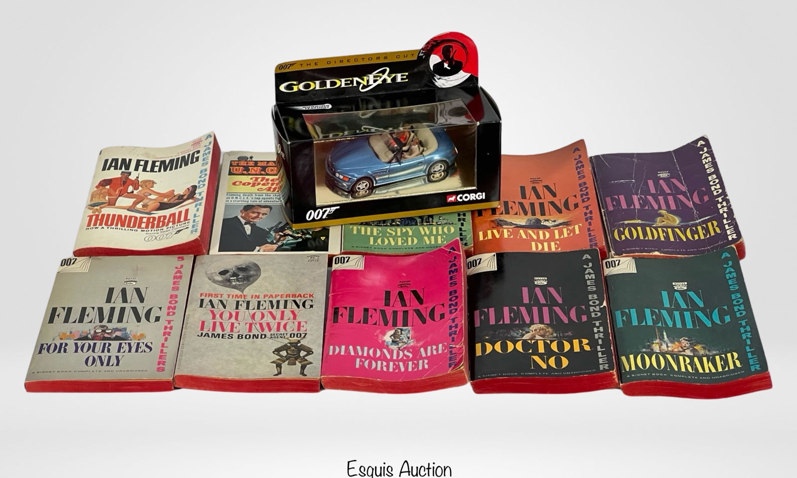 Vintage James Bond Books & Corgi Die-Cast Car Mode (1 of 3)