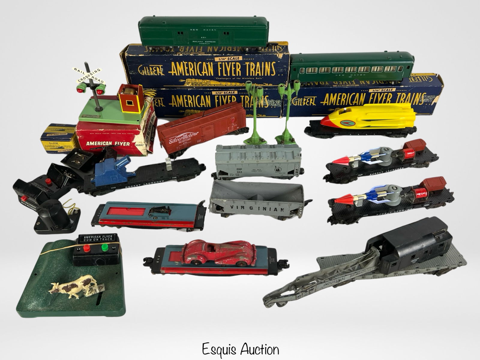 Vintage Gilbert American Flyer RR Train Cars & Acc (1 of 6)