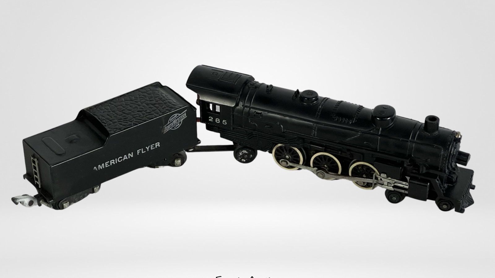 Vintage American Flyer 285 Steam Engine & Tender: Vintage American Flyer 285 Steam Engine & Tender. S Gauge