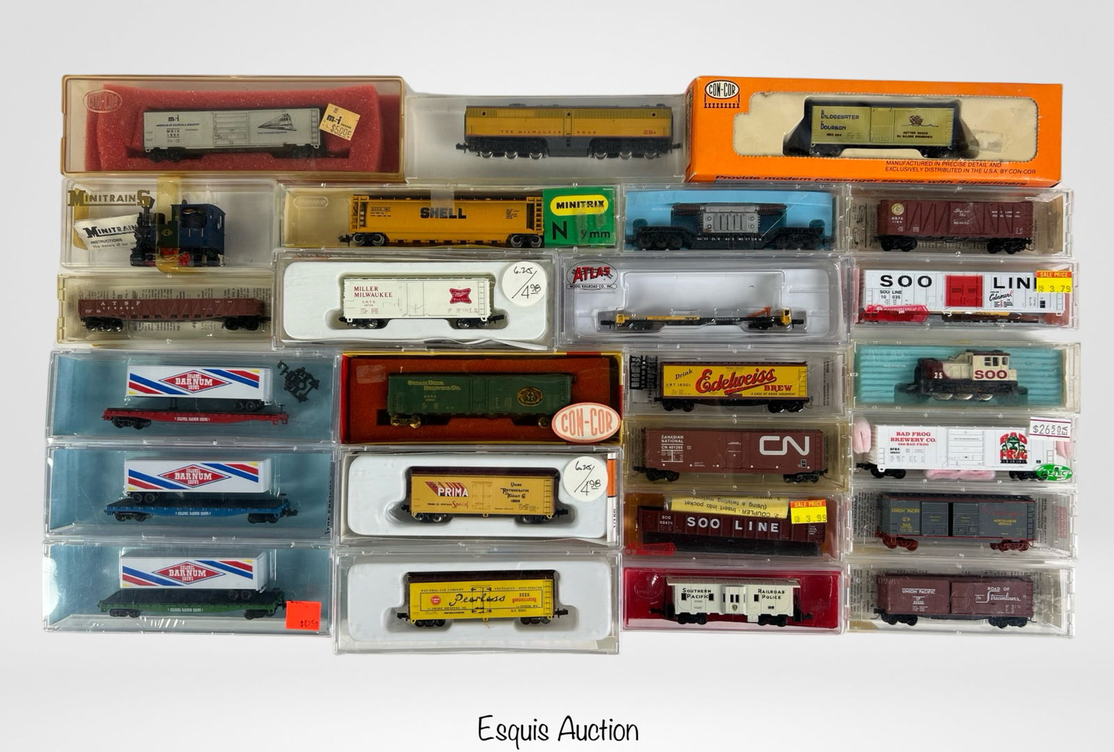 Vintage N Scale RR Train Engines & Cars (1 of 4)