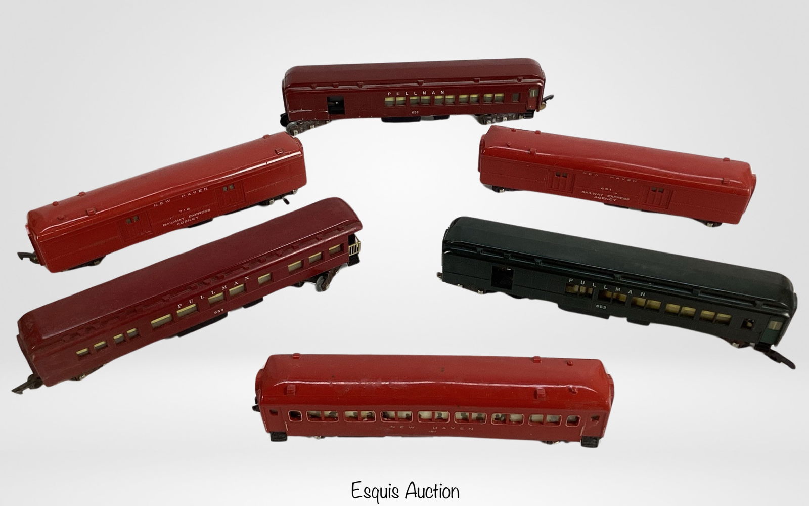 Post War American Flyer Heavyweight Cars (1 of 2)