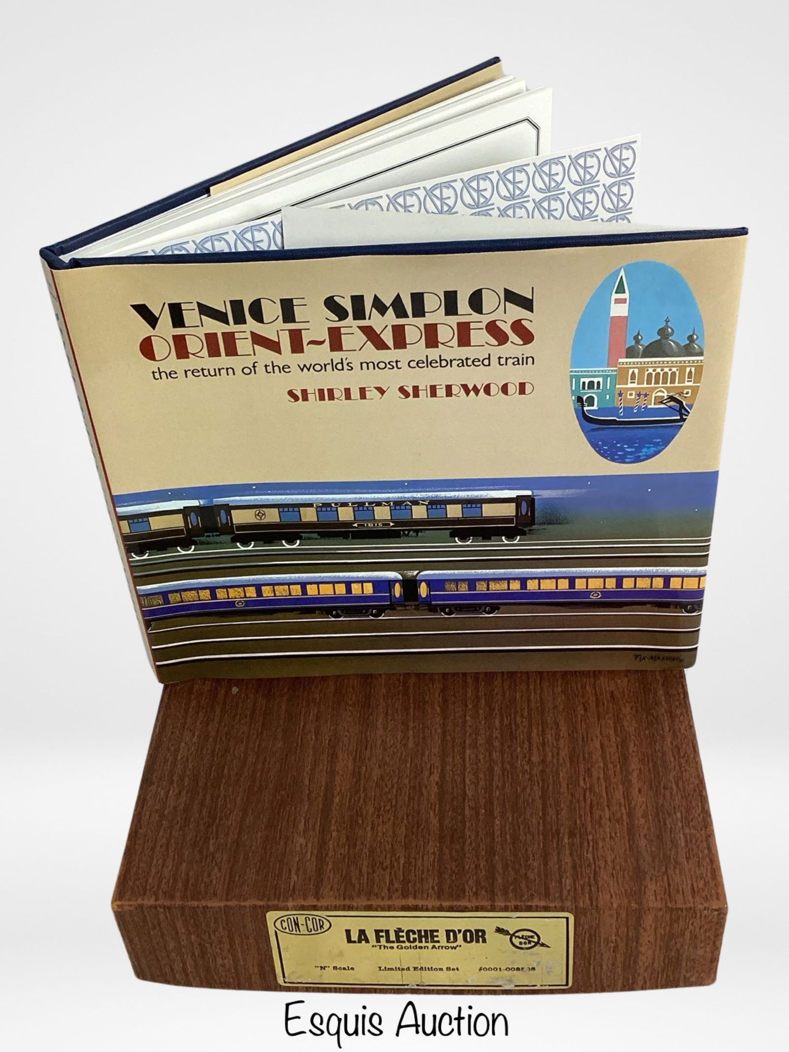 Con-Cor N Scale The Golden Arrow LE Ed Train Set (1 of 2)