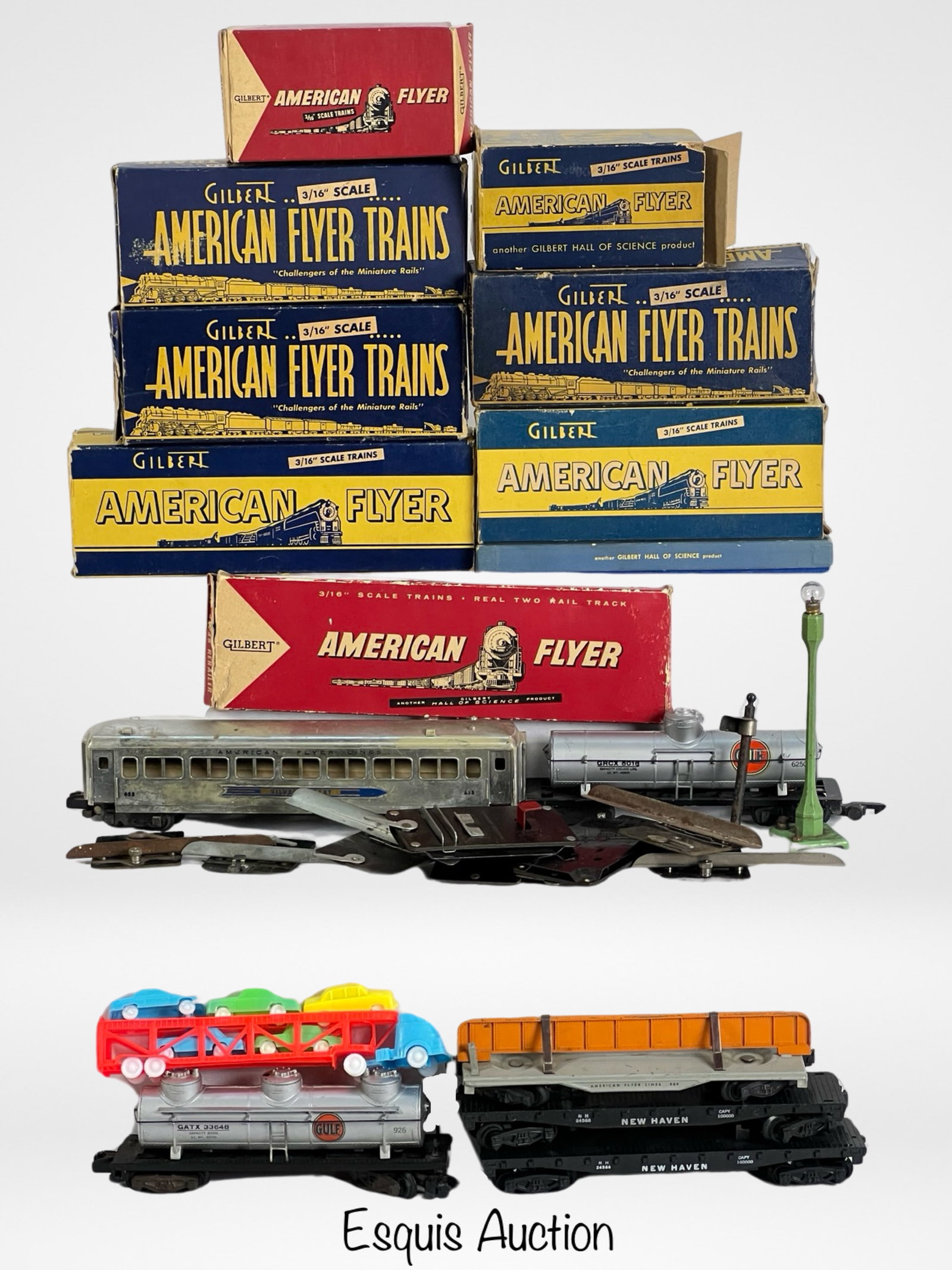 Vintage American Flyer S Gauge Train Cars & Access: Vintage American Flyer S Gauge Train Cars & Accessories. Some in original boxes.