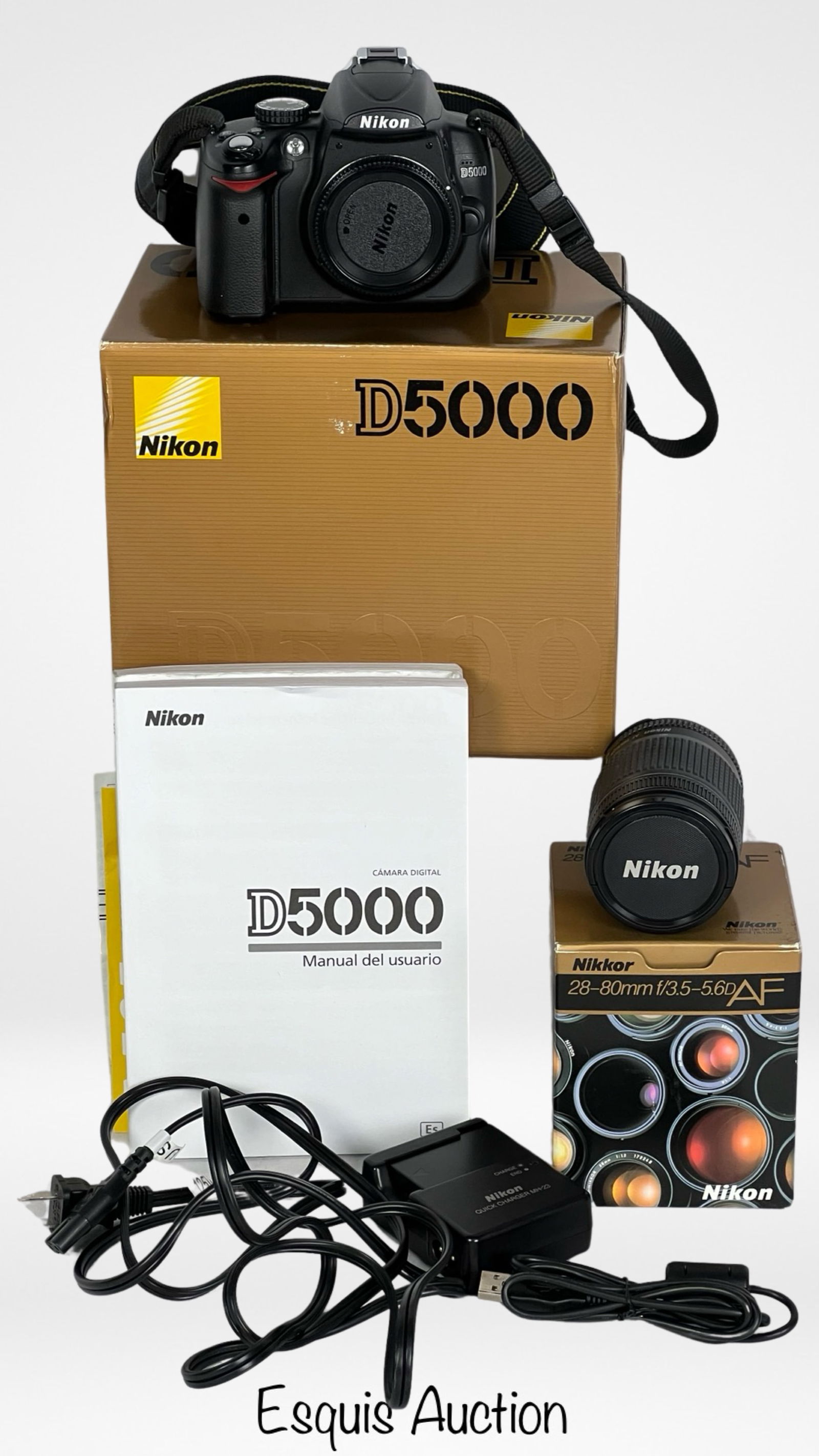 Nikon D5000 Digital Camera w/ 28-80mm Lens (1 of 5)