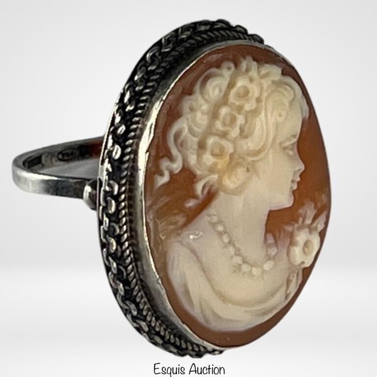 Vintage Sterling Silver & Shell Cameo Ladies Ring (1 of 3)