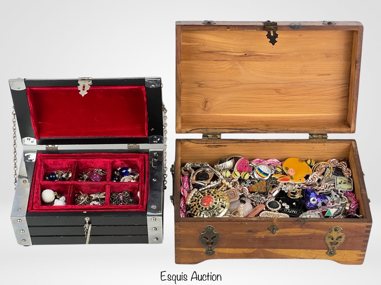 Treasure Chests Overflowing w/ Unsearched Jewelry (1 of 6)