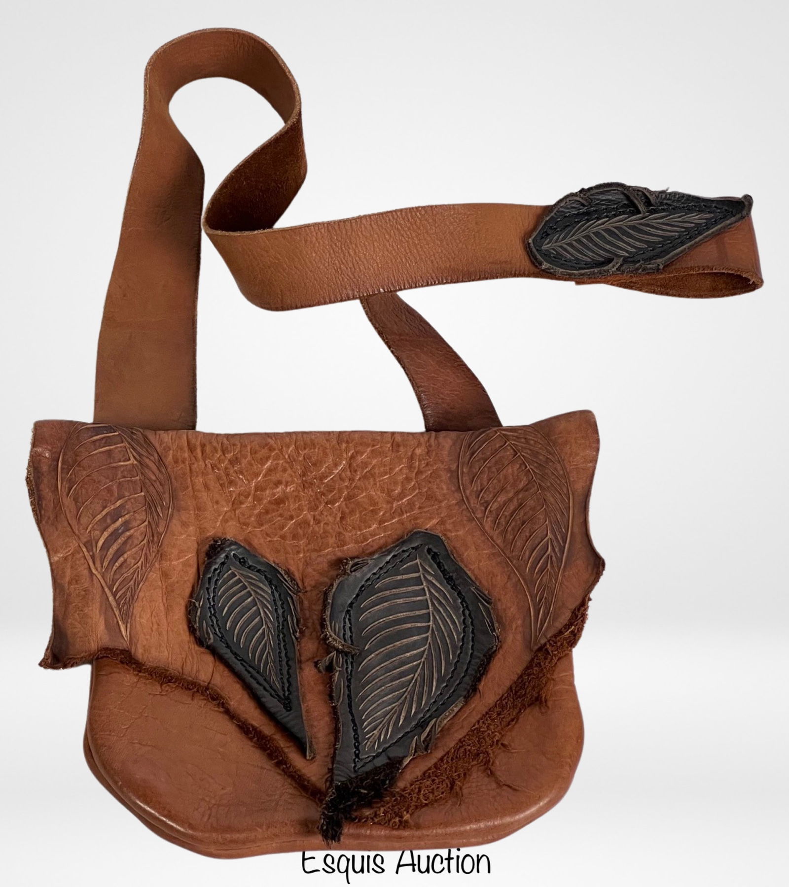 TreadLight Handmade Hand Tooled Leather Purse (1 of 4)