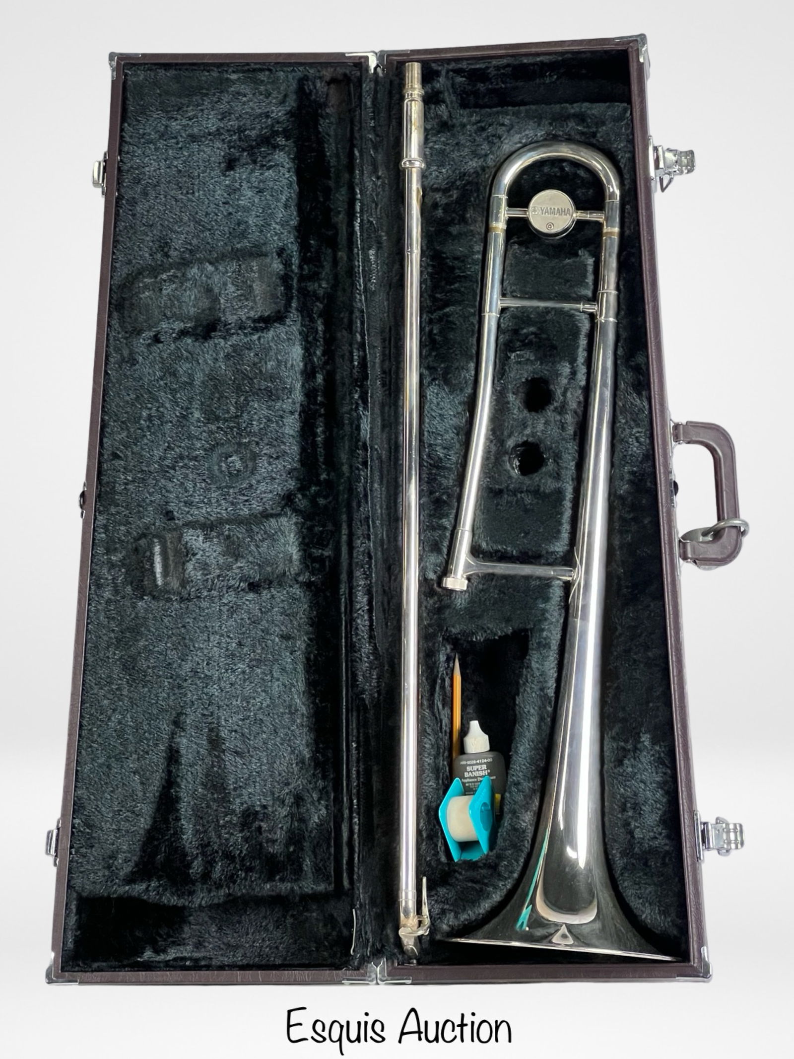 Yamaha YSL-354 Tenor Trombone in Case (1 of 4)