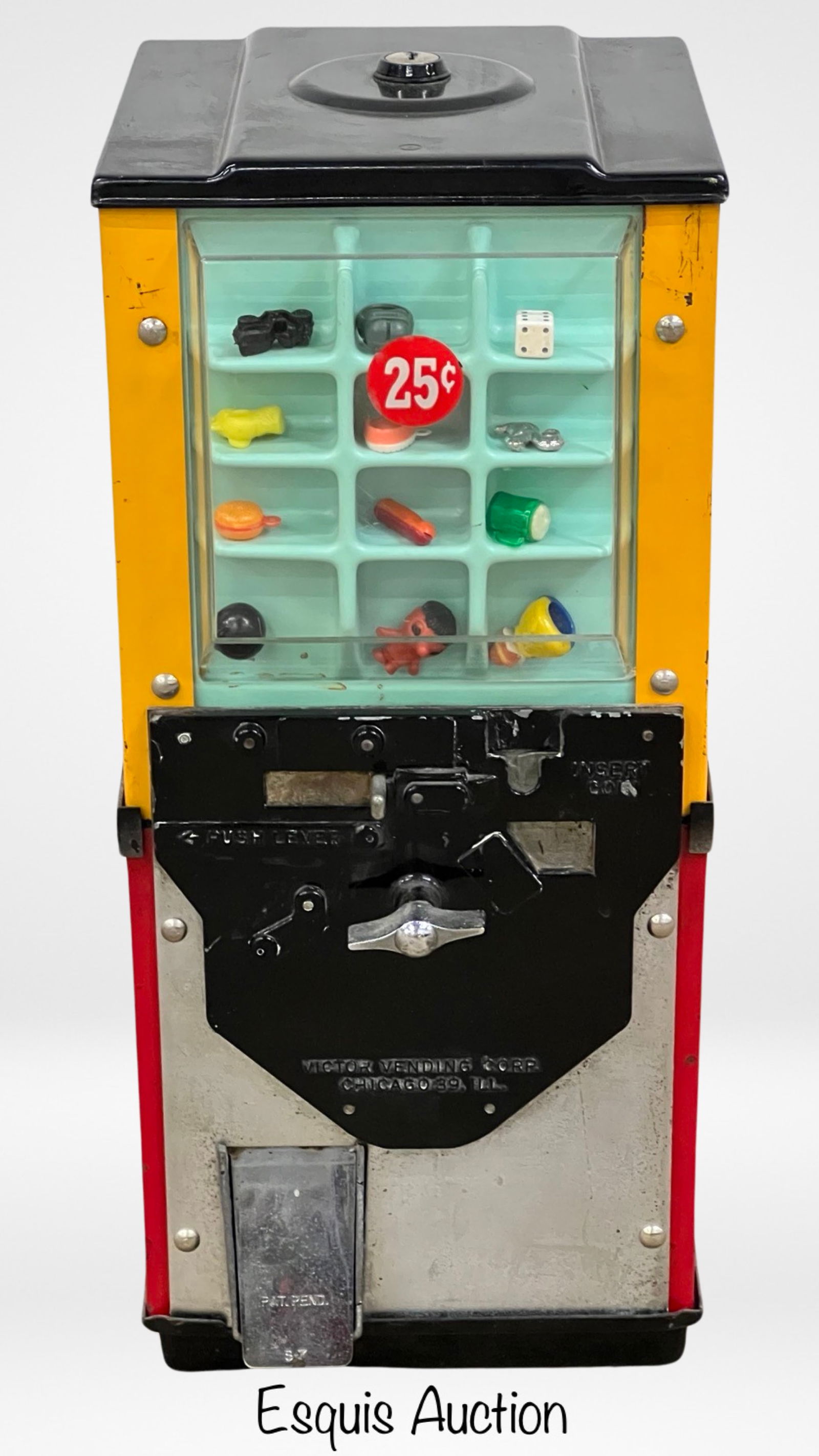 Vintage Victor 25? Coin-Op Toy Vending Machine: Step into a world of nostalgia with this Vintage Victor 25? Coin-Op Toy Vending Machine, a charming relic from the past. Crafted by the renowned Victor Vending Corporation, this classic vending machin