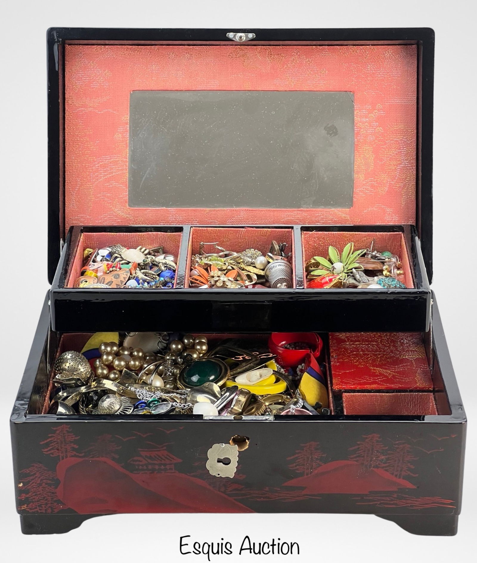 Japanese Jewelry Box full of Unsearched Treasures (1 of 4)