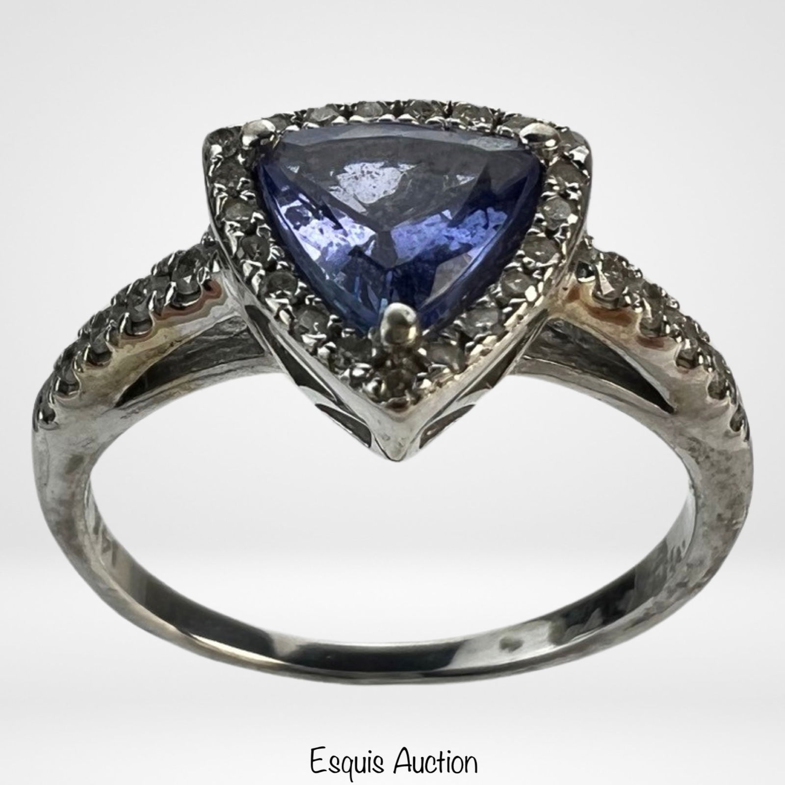 Effy 14k Gold Trillion Tanzanite & Diamonds Ring (1 of 6)