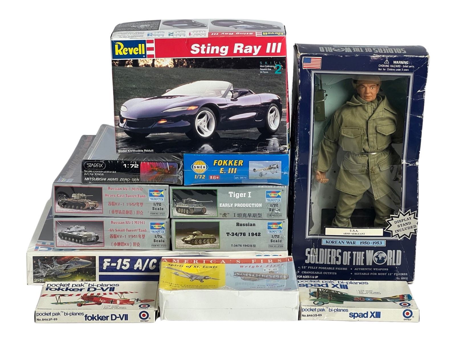 Lot of Vintage Tank & Airplane Plastic Model Kits (1 of 5)