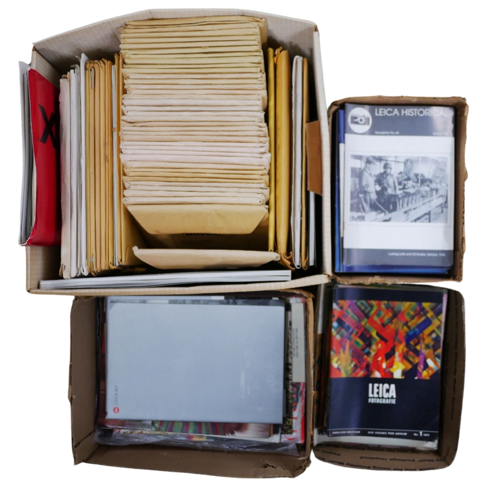 Large Lot of Leica Camera Magazines & Booklets (1 of 4)