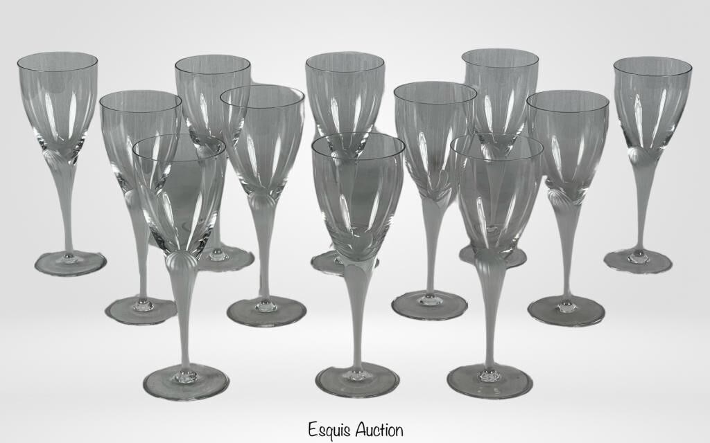 Mikasa Sea Mist Frosted White Stem Wine Glass Set: Elevate your wine-drinking experience with the Mikasa "Sea Mist" Frosted White Stem Wine Glass Set. This set of 12 wine glasses, standing at an elegant 8 1/2 inches tall, is a testament to refined tas