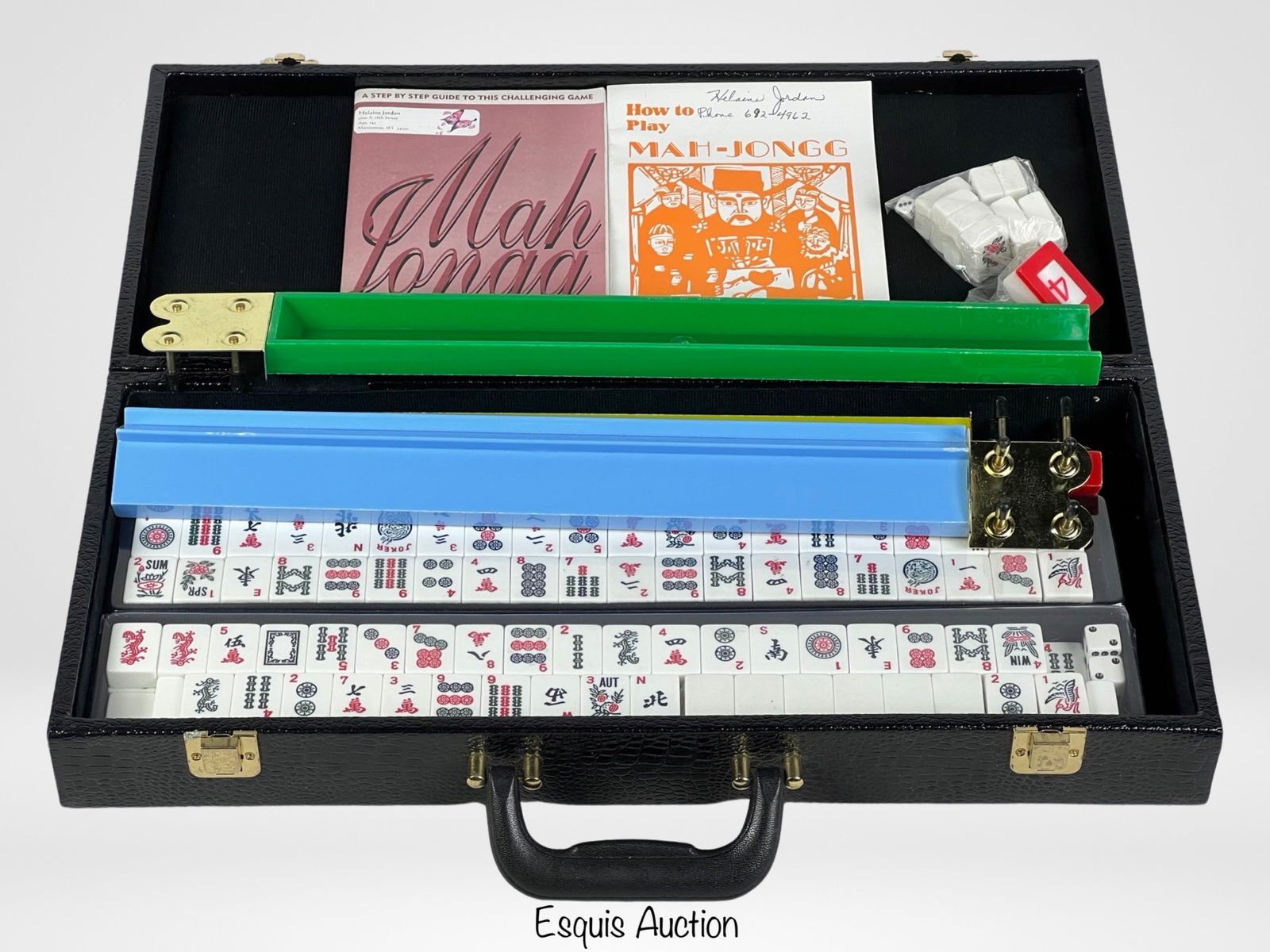 Vintage Chinese Mah-Jongg Game in Case (1 of 4)