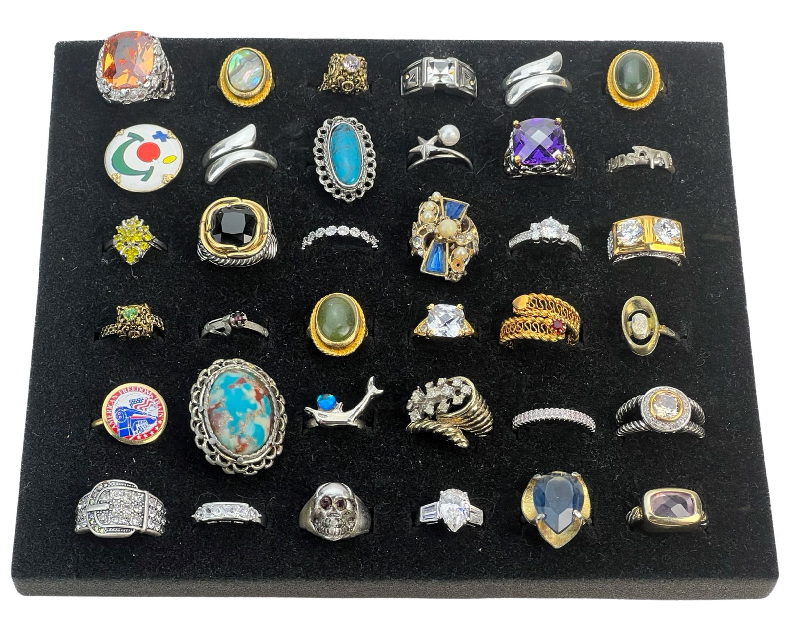 Assortment of Lady's & Men's Rings (1 of 3)