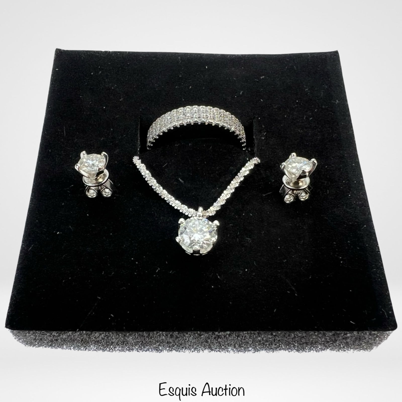 Sterling Silver & Sparkling Crystals Jewelry Set (1 of 4)