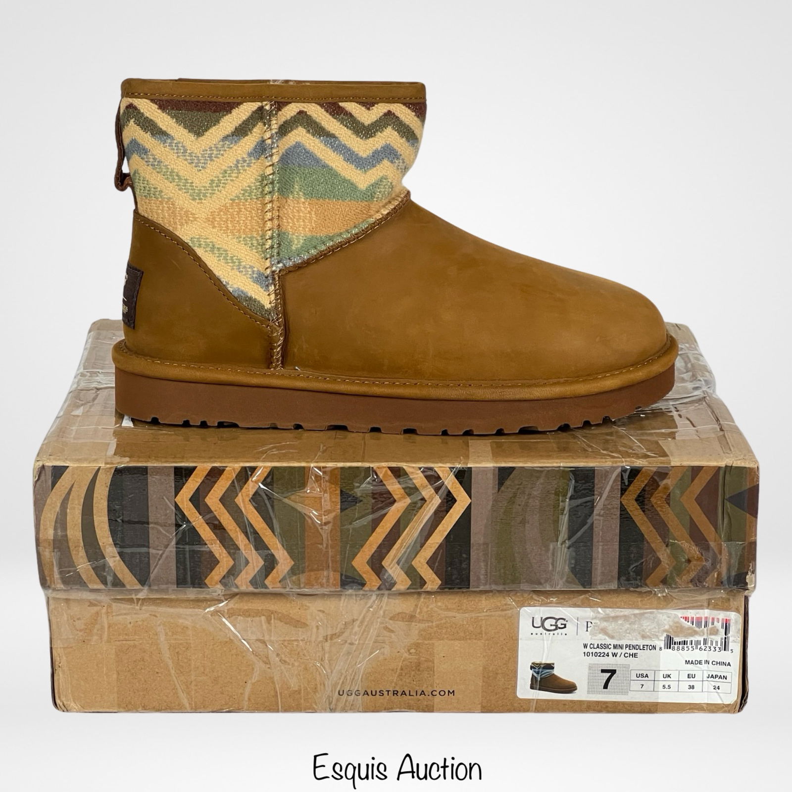 Ugg Classic Mini Pendleton Lady's Boots Sz 7 (1 of 3)