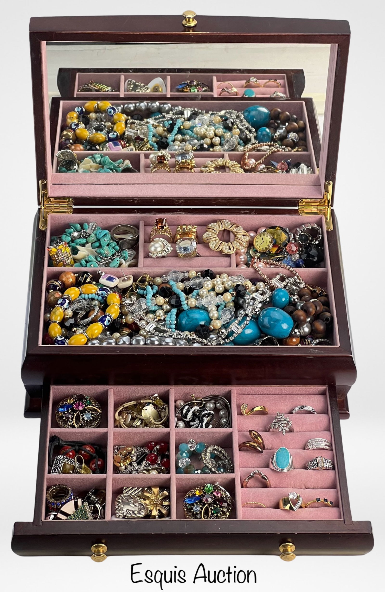 Vintage Jewelry Box full of Unsearched Treasures (1 of 4)