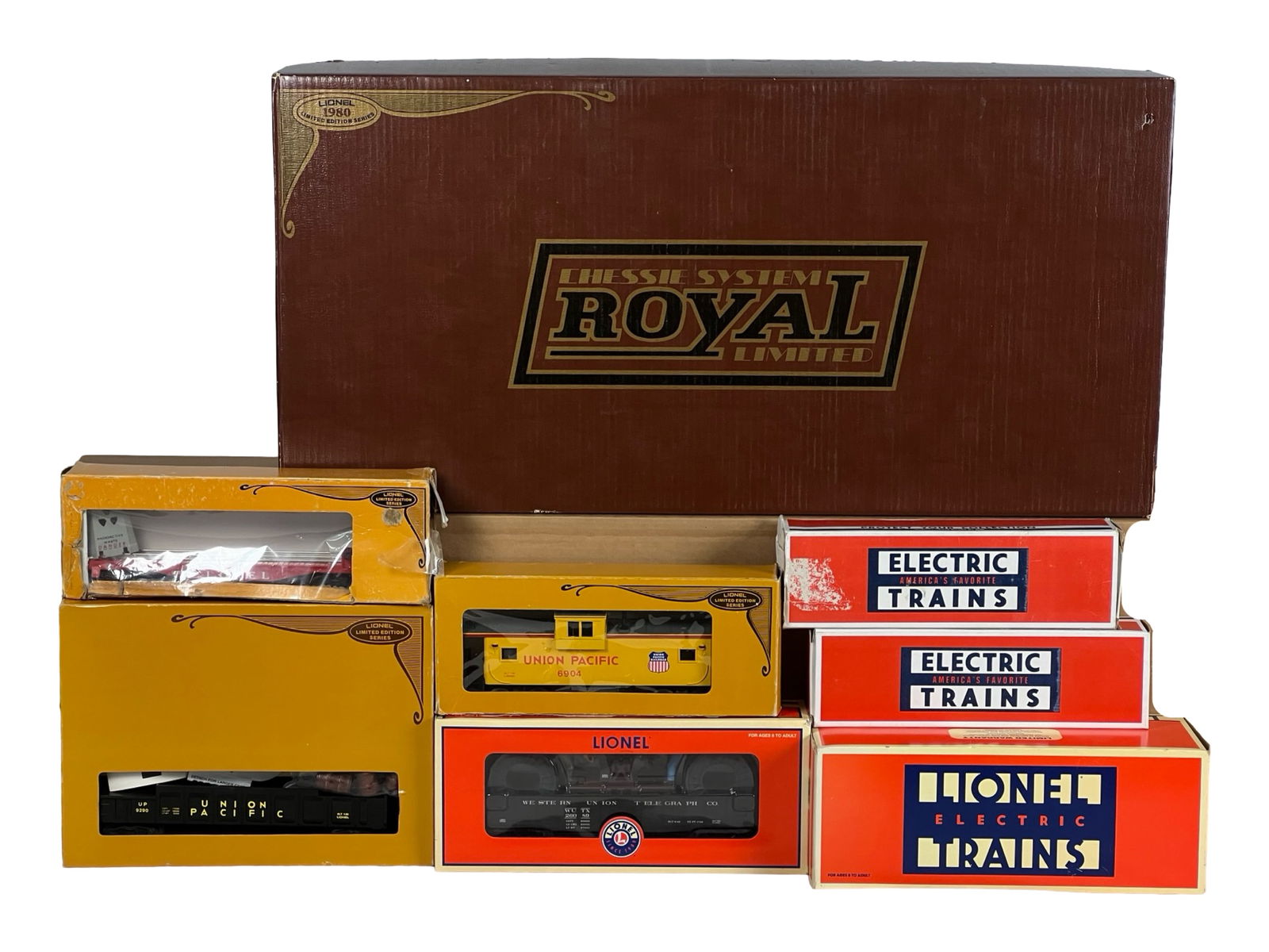 Lionel LE Chessie System Royal Train Set & (1 of 7)
