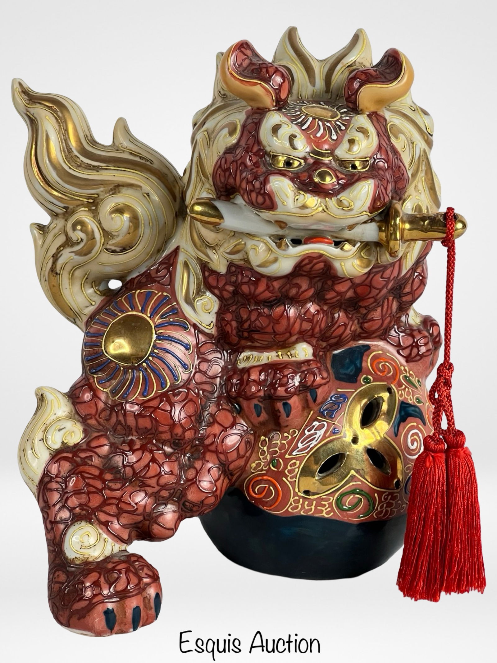 Japanese Shishi Foo Dog/ Lion Kutani Ware Figure (1 of 6)