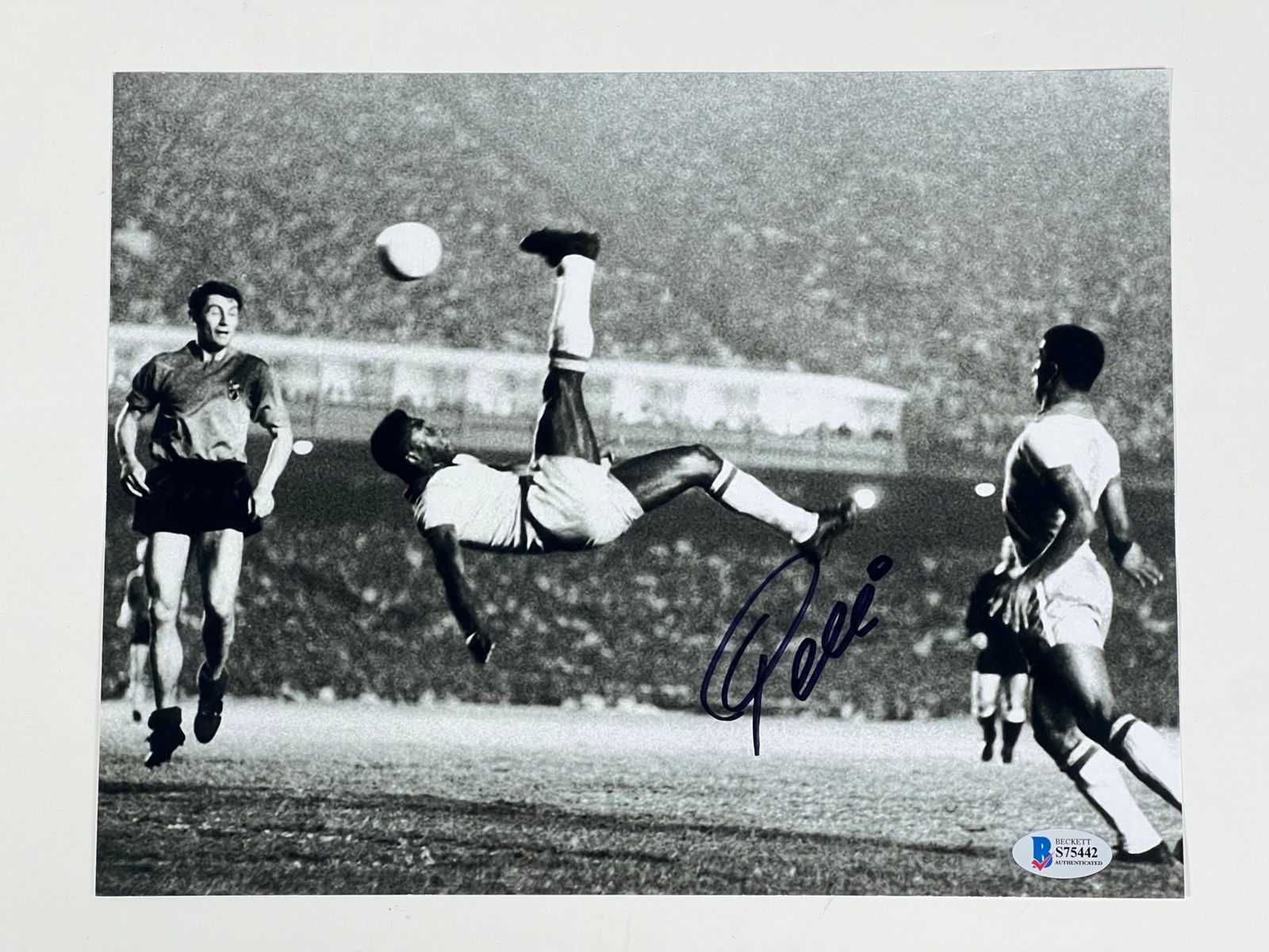 Pele Autographed Soccer Photograph (1 of 3)