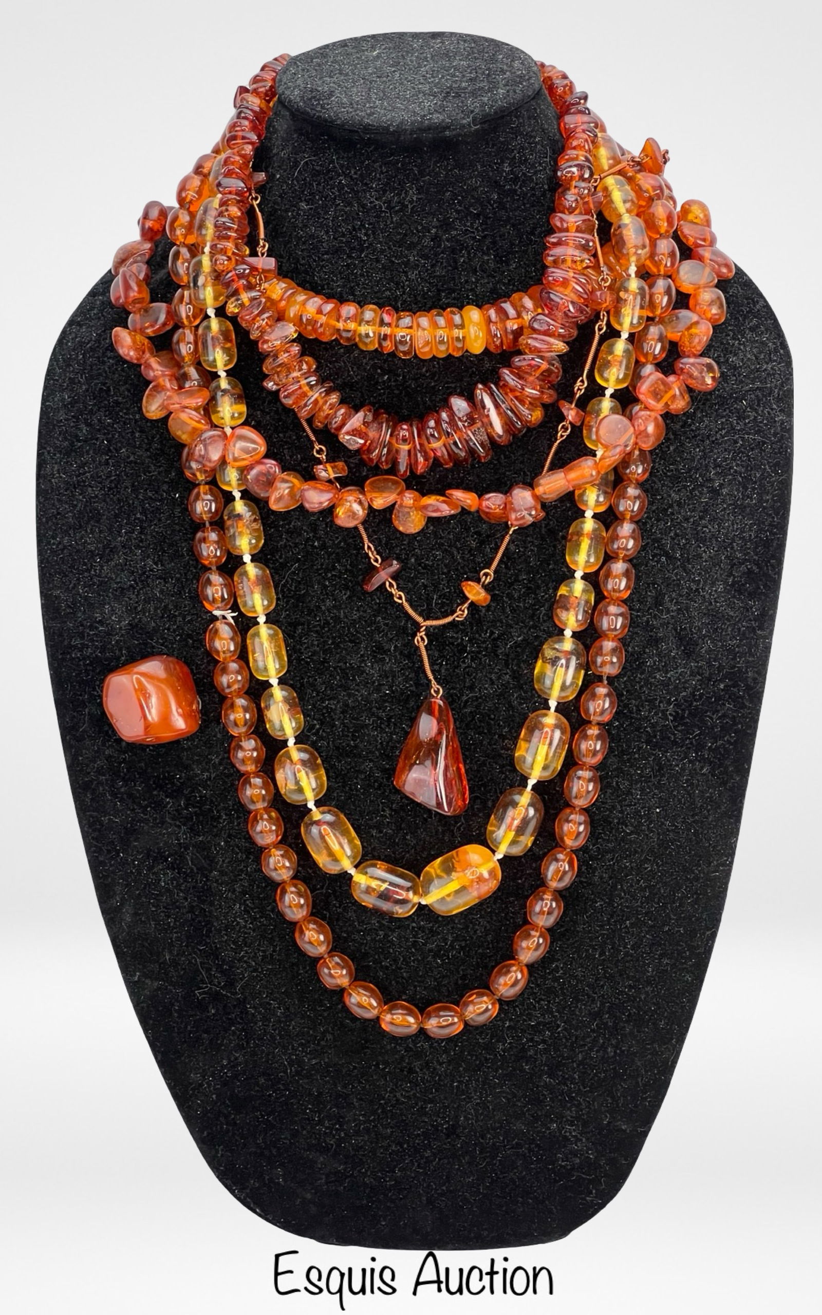 Amber Necklaces Assortment (1 of 7)
