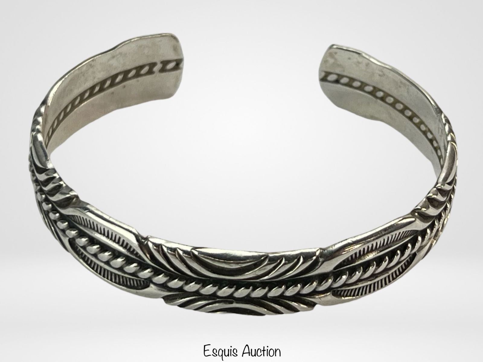 Simon Yazzie Navajo Sterling Silver Cuff Bracelet (1 of 4)