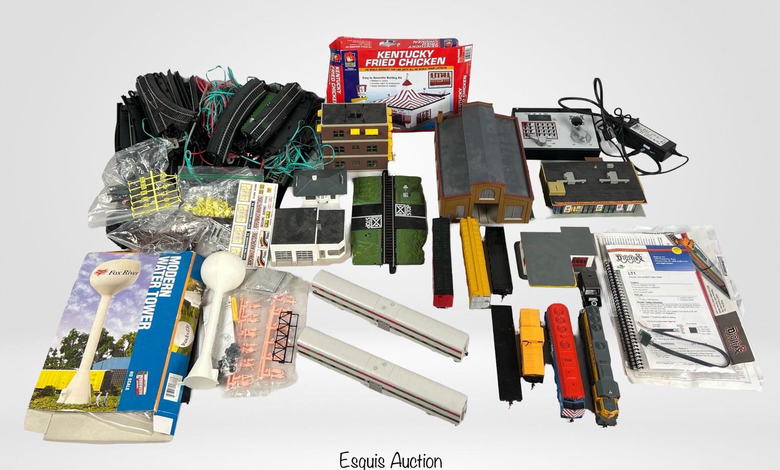 HO Scale RR Trains, Cars & Accessories- Kato, Bach (1 of 8)