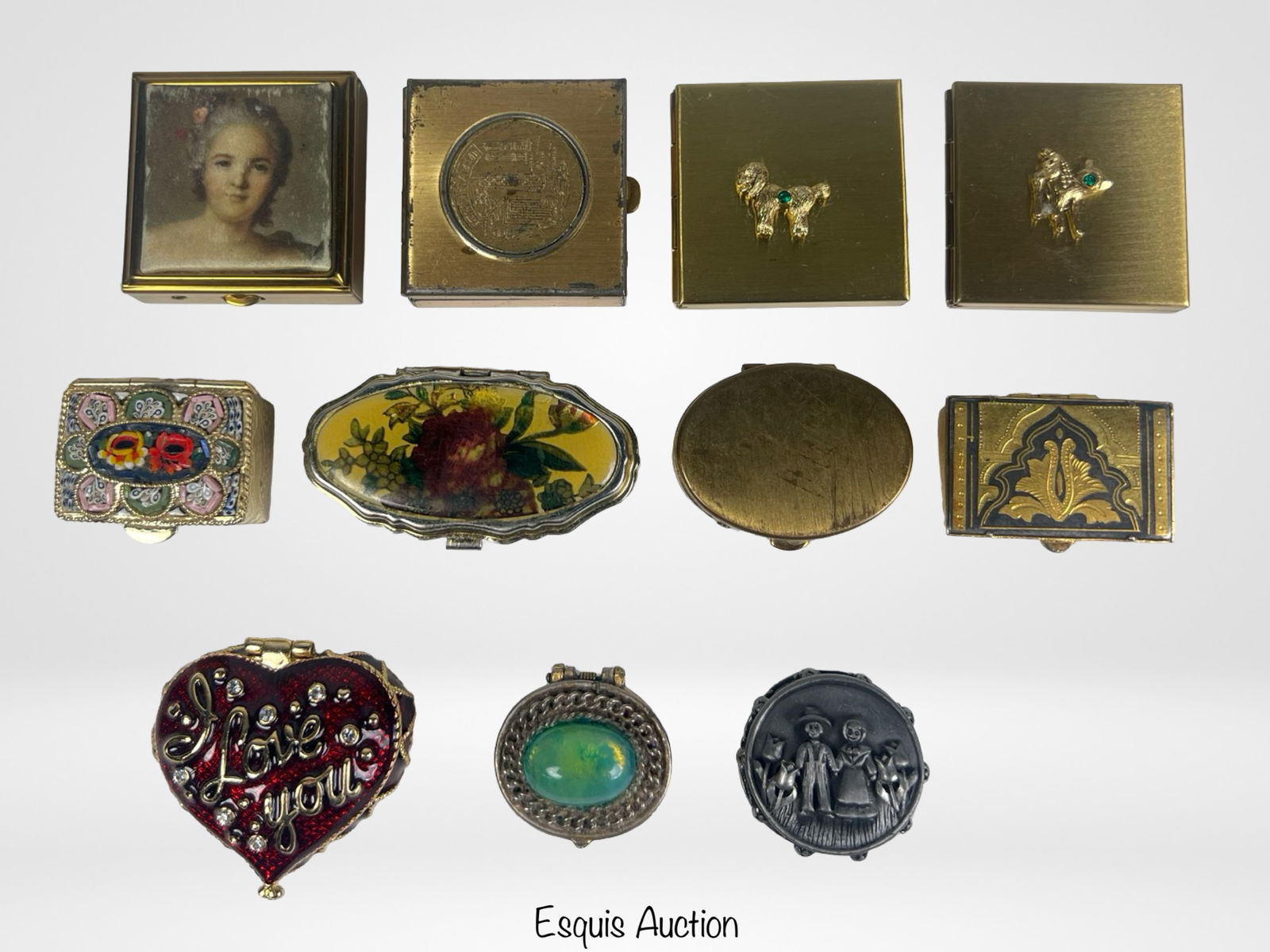 Assortment of Vintage Pill Boxes: Assortment of Vintage Pill Boxes