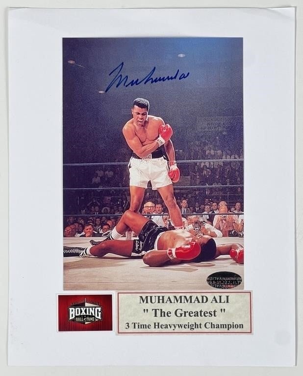 Muhammad Ali Autographed Boxing Photograph (1 of 3)
