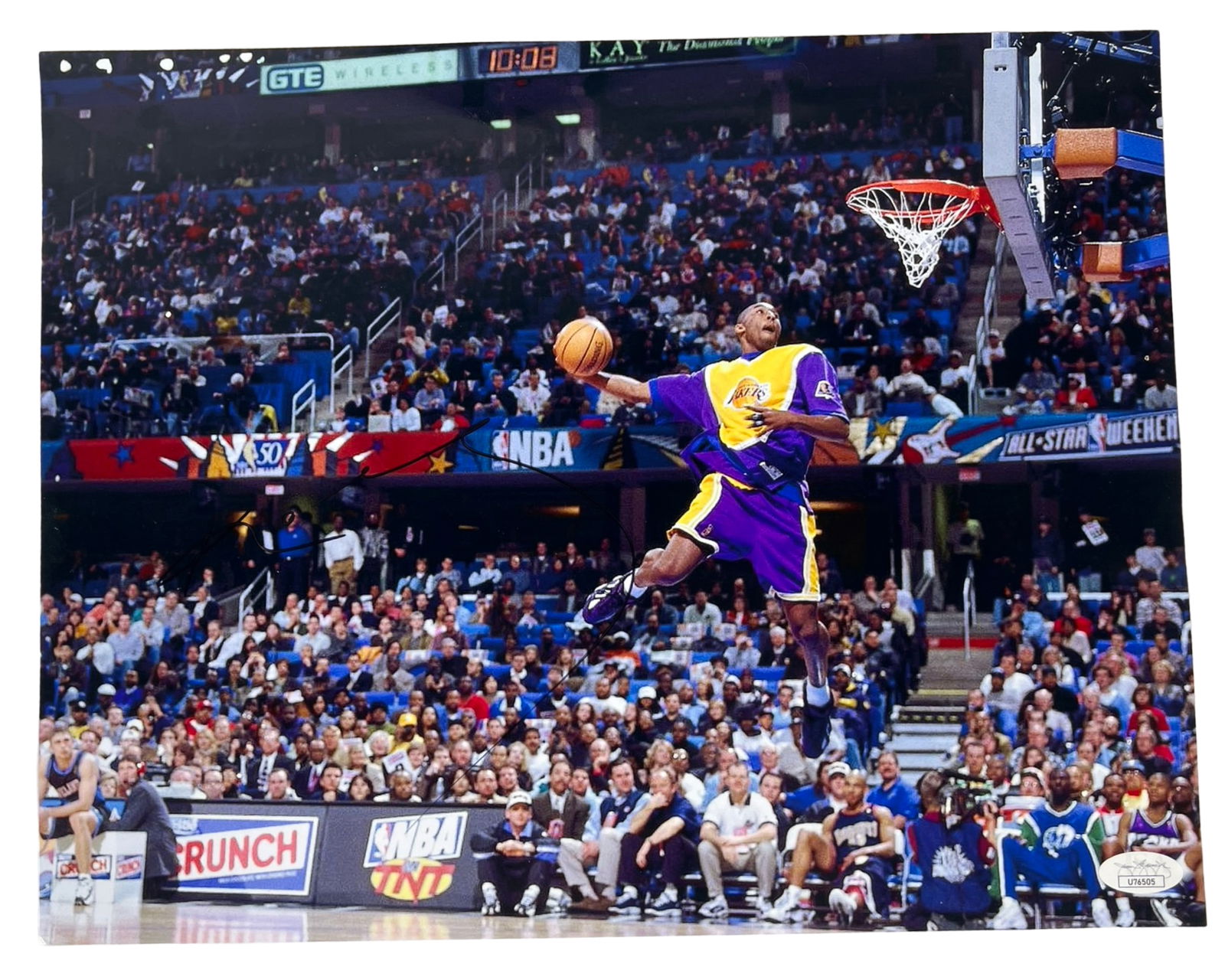 Kobe Bryant Autographed/ Signed 11x14 Photograph (1 of 3)