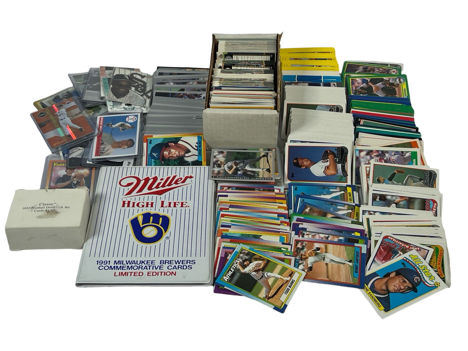 Collection of Vintage Baseball Cards (1 of 6)
