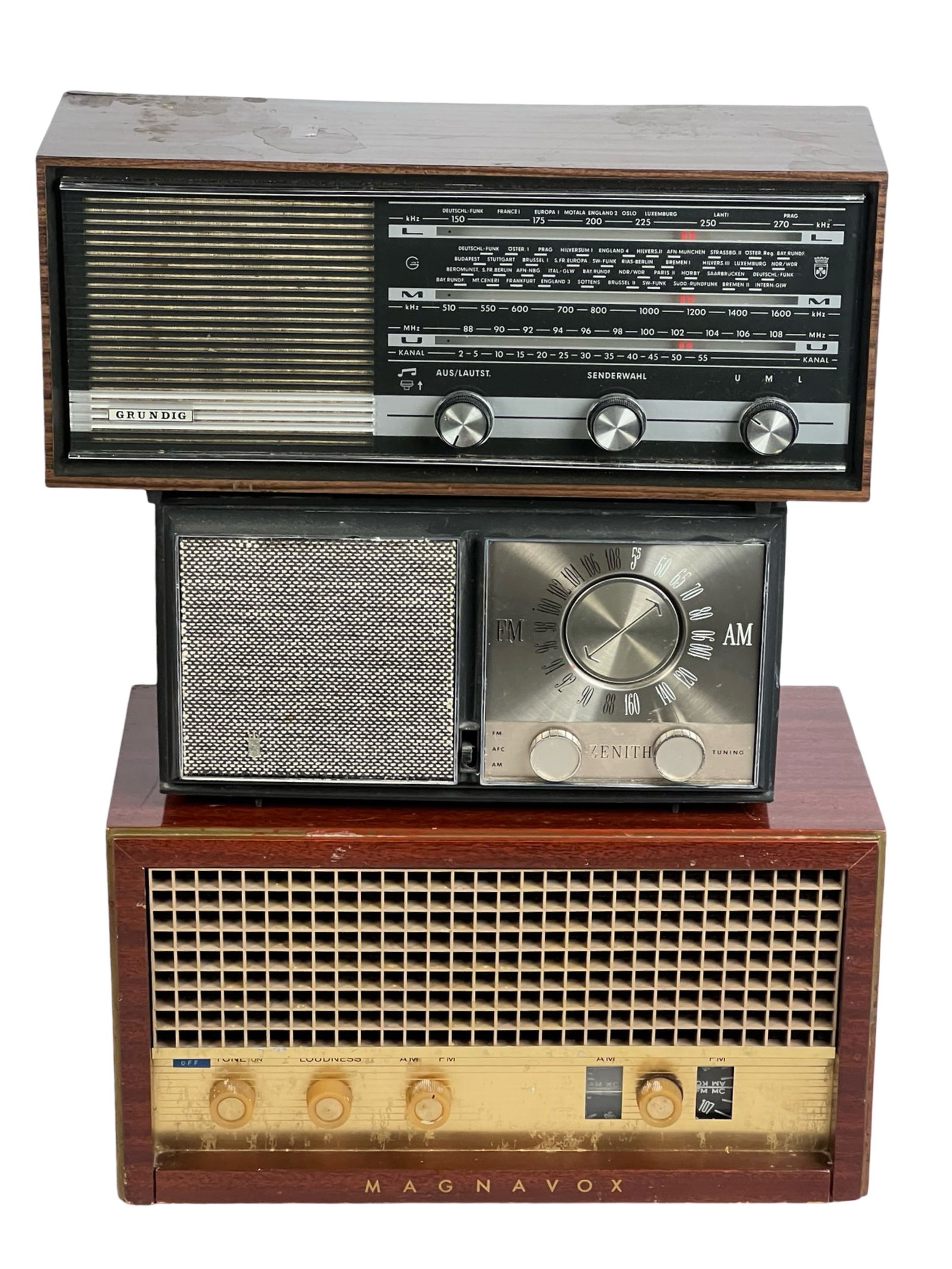 Lot of 3 Vintage Radios (1 of 7)