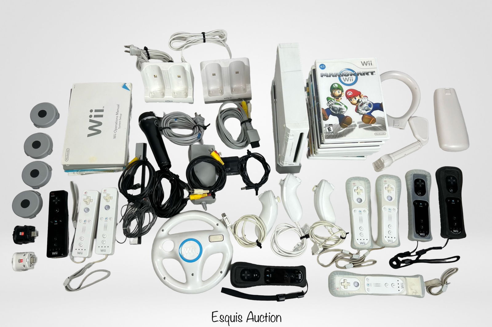 Nintendo Wii Video Game Console with Accessories (1 of 5)