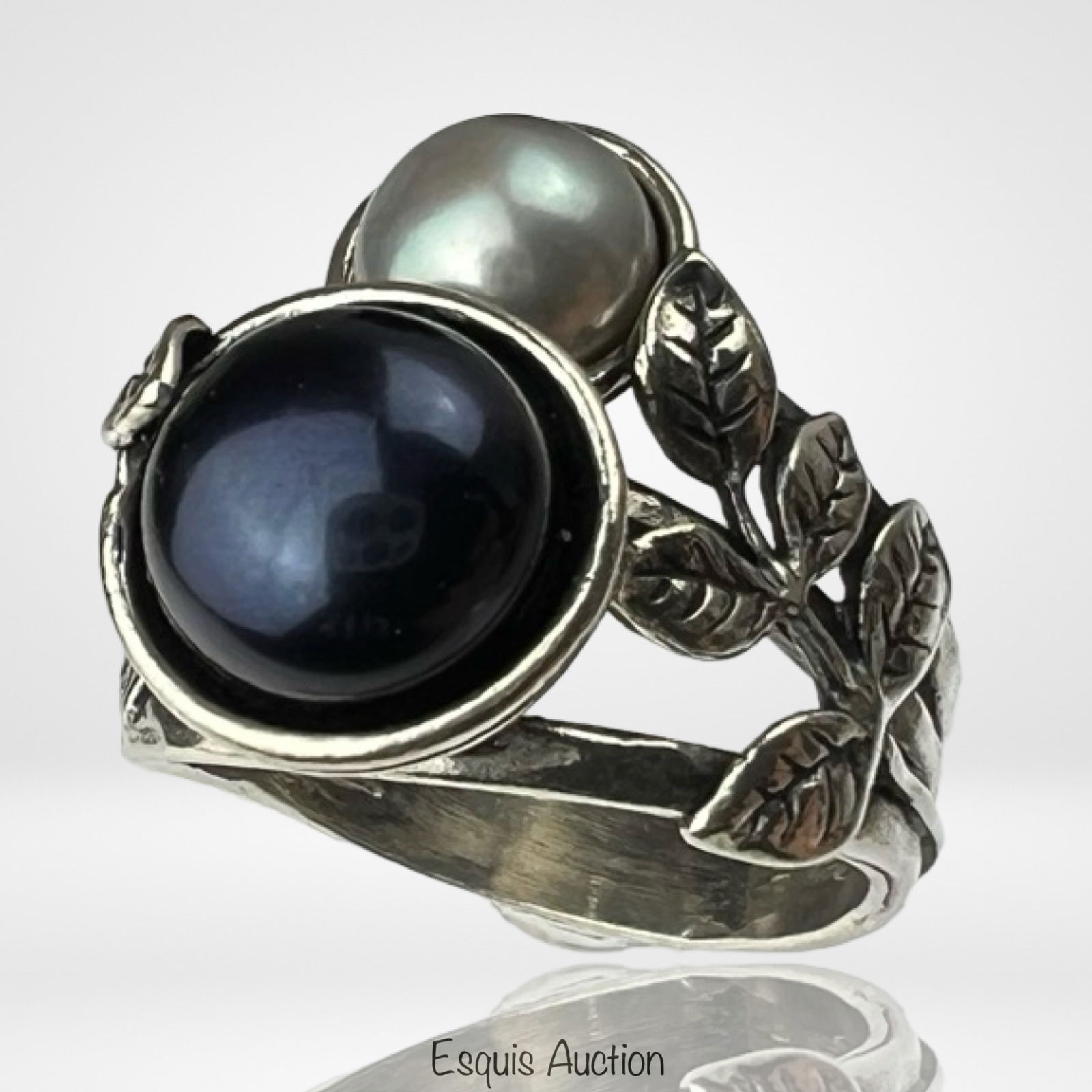 Sterling Silver Lady's Two Pearl Leaf Ring (1 of 5)