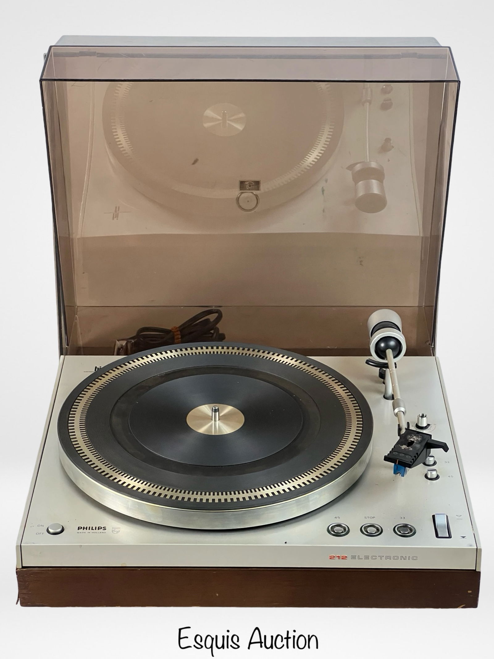Phillips 212 Electronic Turntable (1 of 6)