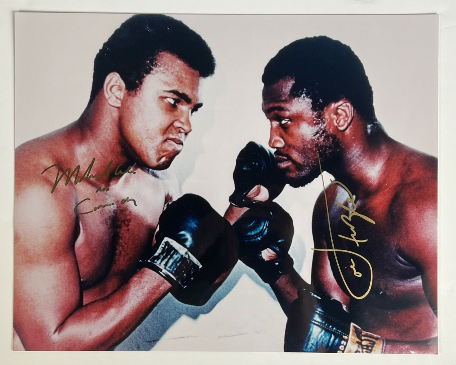 Muhammad Ali & Joe Frazier Signed 16x20 Photo (1 of 4)