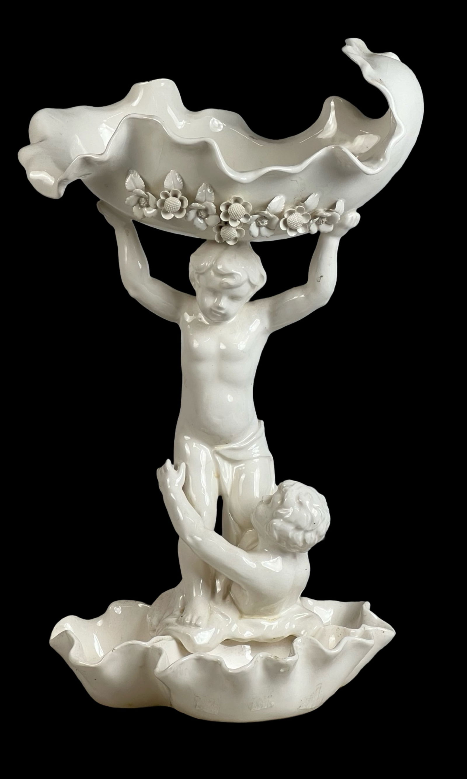 Large Cherubs Centerpiece Footed Bowl (1 of 4)