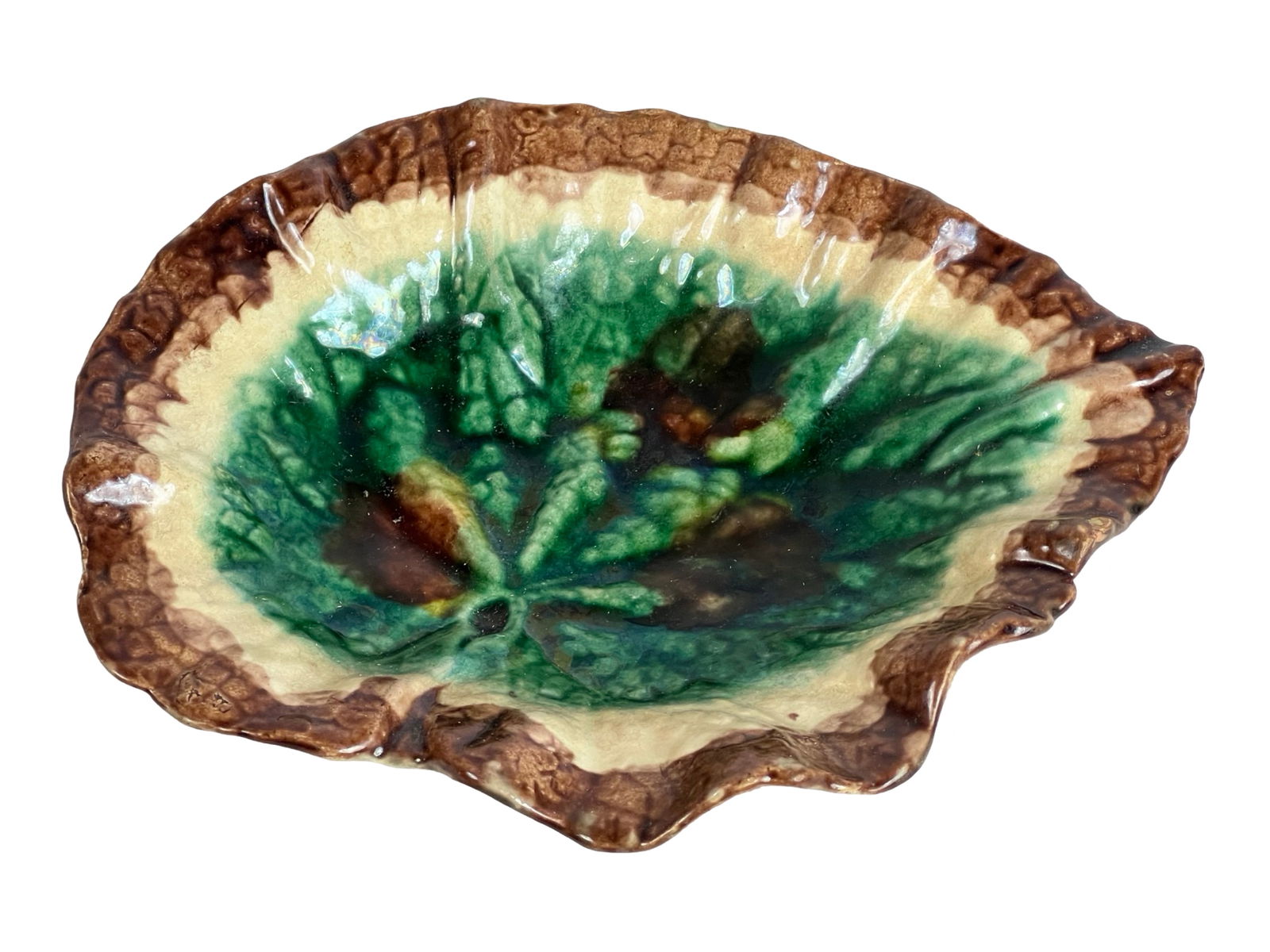 Etruscan Pottery Majolica Green Leaf-Shaped Plate (1 of 4)