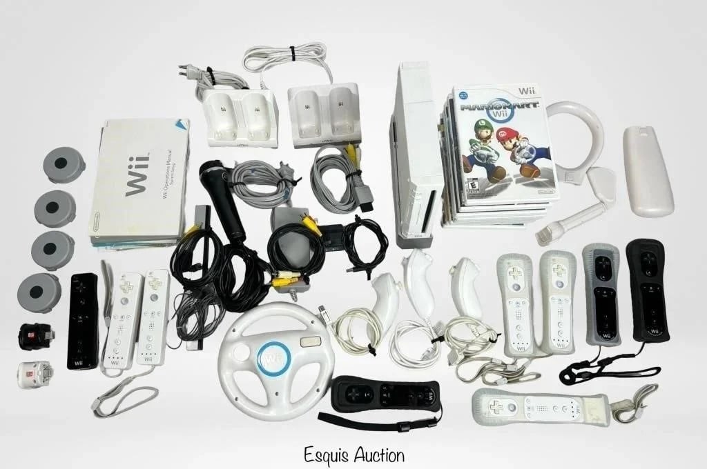 Nintendo Wii Video Game Console with Accessories (1 of 5)