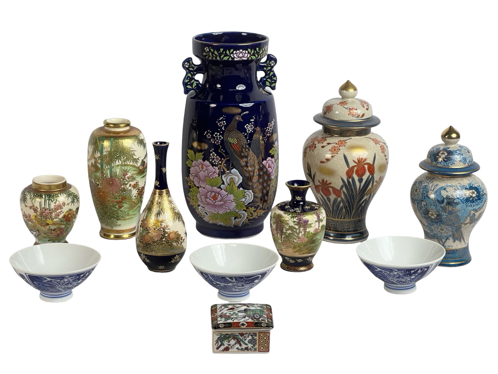 Group of Japanese Satsuma & Imari Vases & Bowls (1 of 10)