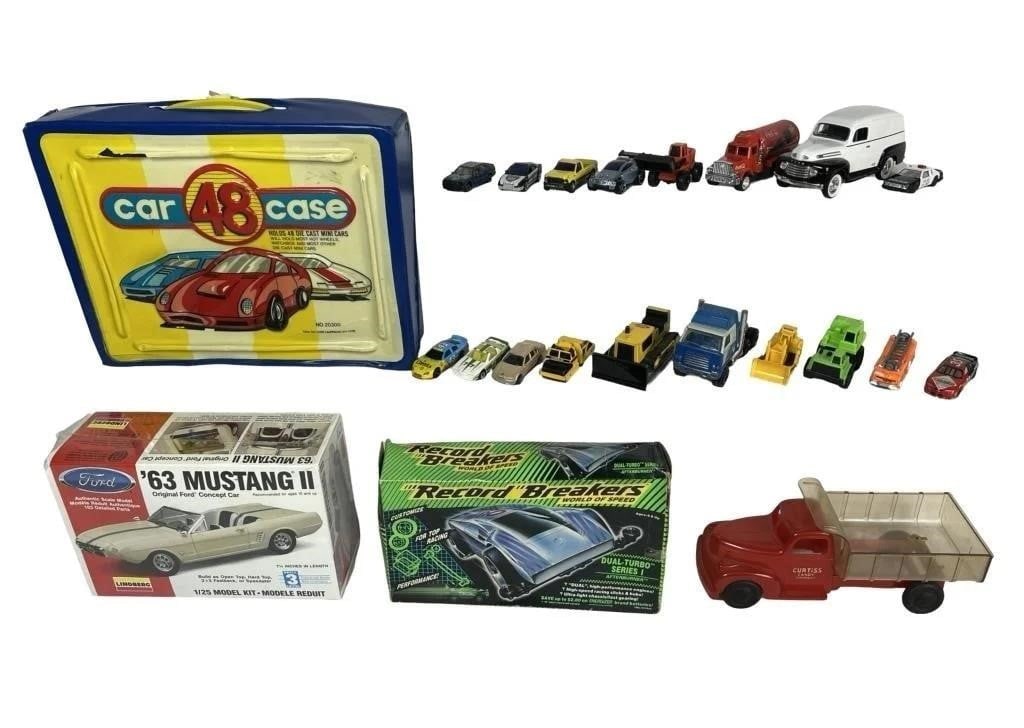 Vintage Die-Cast Cars & Car Model Kits (1 of 5)