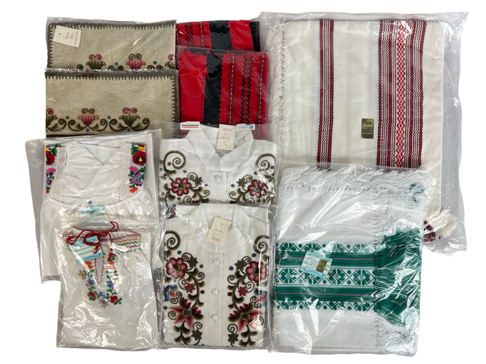 Hungarian Kalocsa Folk Traditional Textiles (1 of 7)