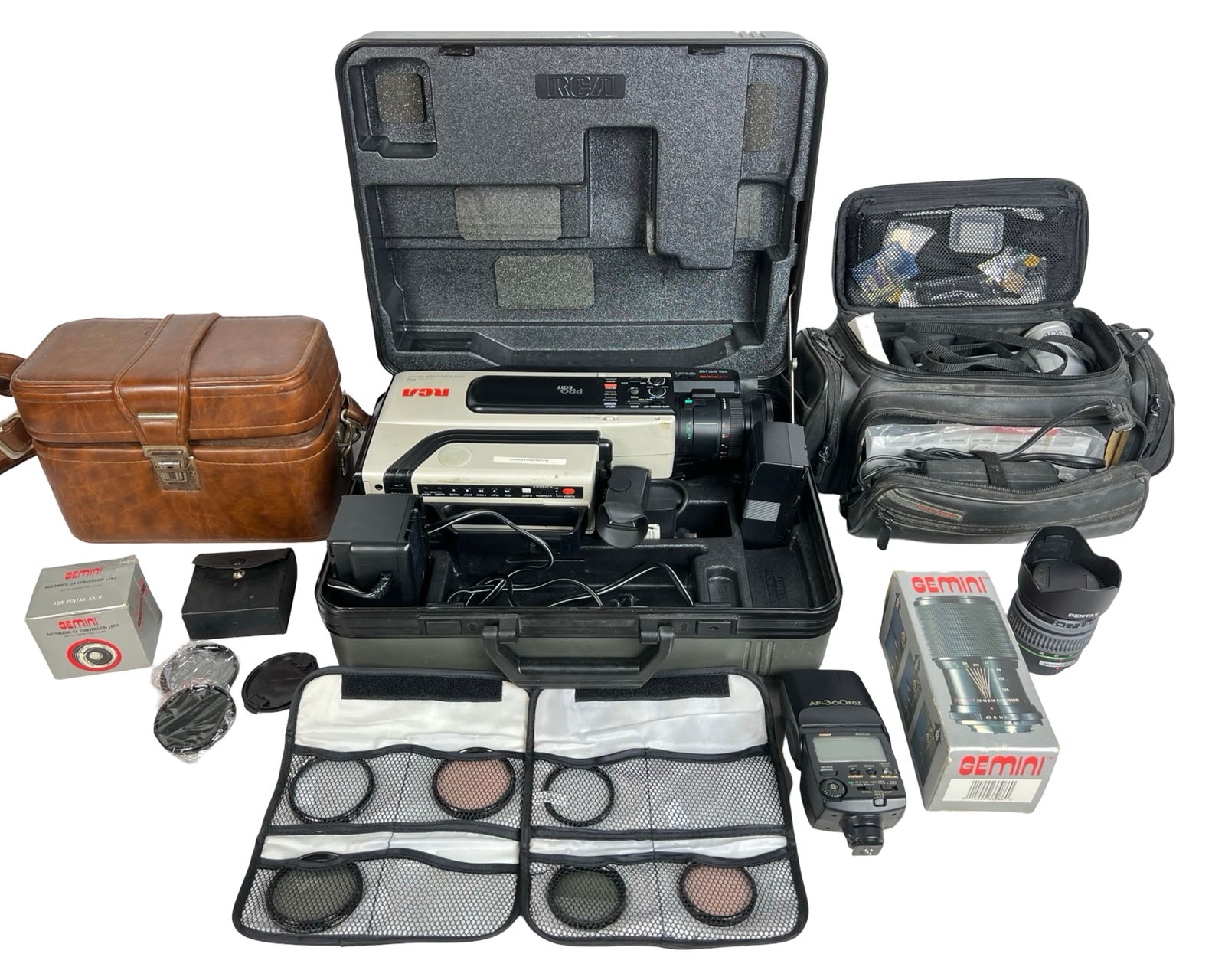 Vintage Photo & Video Cameras & Equipment (1 of 7)