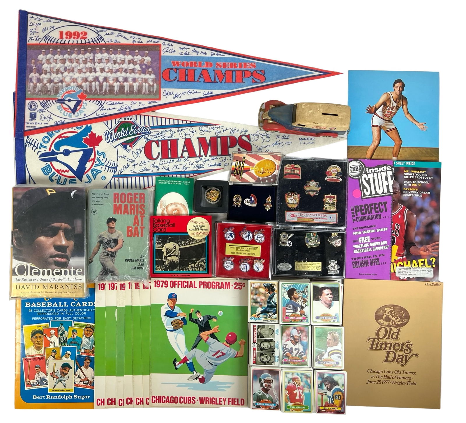 Vintage Sports Memorabilia, Cards & Collectibles (1 of 9)