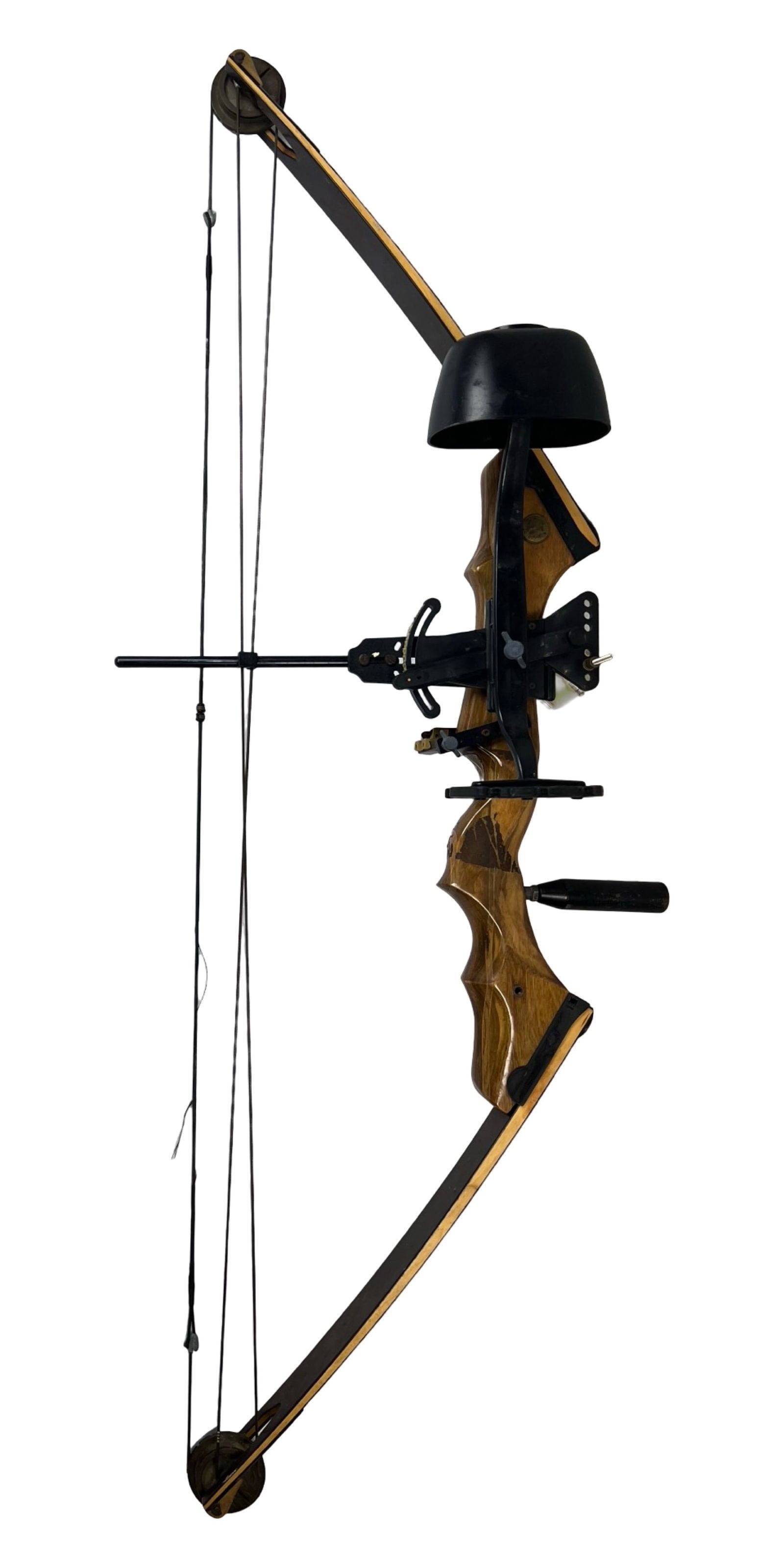 Bear Archery AMO Compound Bow (1 of 5)